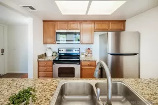 Photo #2: 250037664 Listing