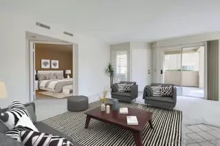 Photo #6: 250037810 Listing