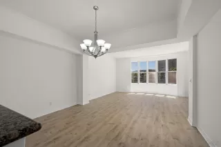 Photo #1: 250037832 Listing