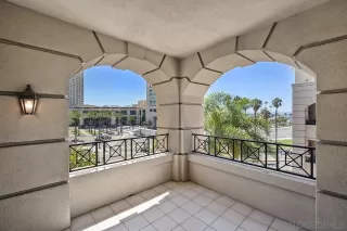 Photo #5: 250037832 Listing