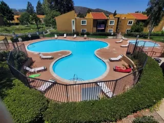 Photo #5: 250037840 Listing 