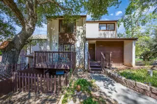 Photo #3: 250037842 Listing