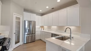 Photo #6: 250037874 Listing