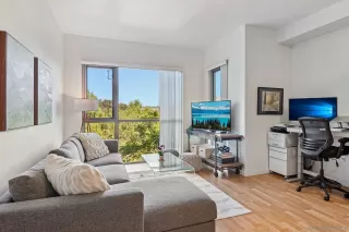 Photo #5: 250037876 Listing