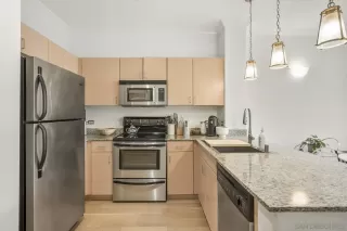 Photo #4: 250037916 Listing 