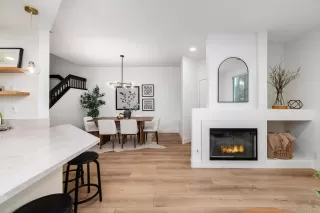 Photo #3: 250037928 Listing