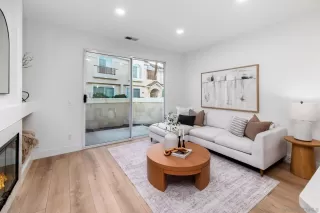 Photo #6: 250037928 Listing