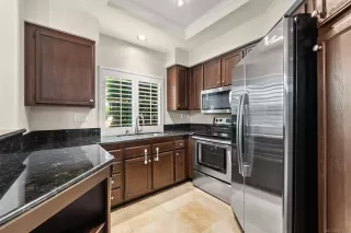 Photo #1: 250037930 Listing 
