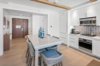 Photo #1: 250037946 Listing