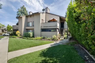 More Details about MLS # 250037990 : 6544 COLLEGE GROVE DR UNIT 71