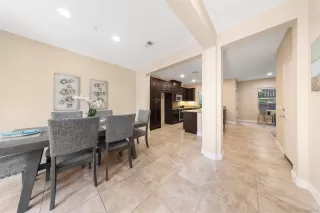 Photo #5: 250038012 Listing