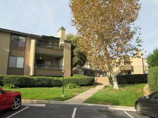 Photo #4: 250038027 Listing