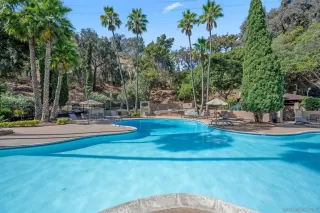 More Details about MLS # 250038051 : 6314 FRIARS RD UNIT 109