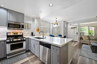 More Details about MLS # 250038078 : 12620 CARMEL COUNTRY RD UNIT 74