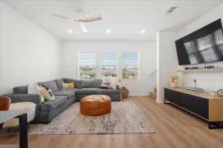 Photo #5: 250038081 Listing