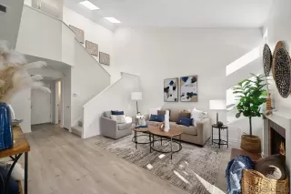 Photo #1: 250038088 Listing 