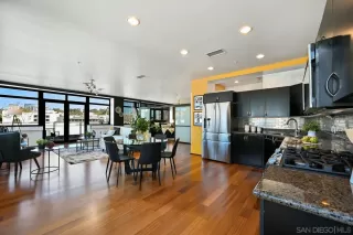 Photo #4: 250038099 Listing