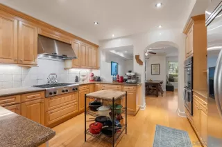 Photo #4: 250038104 Listing 