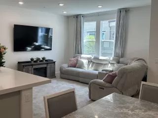 Photo #1: 250038137 Listing 