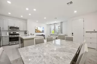 Photo #4: 250038137 Listing 