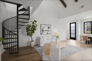 Photo #1: 250038140 Listing