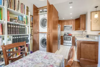 Photo #5: 250038143 Listing 