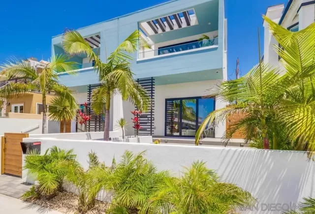 MLS: 250038150 Condo For Sale