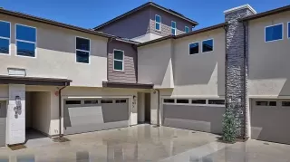 Photo #1: 250038166 Listing 