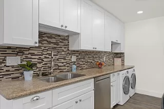 Photo #6: 250038179 Listing