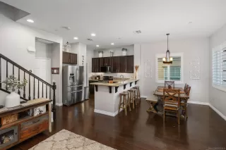 Photo #4: 250038200 Listing 