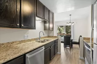 Photo #6: 250038226 Listing