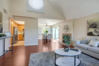 Photo #4: 250038243 Listing 