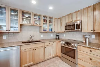 Photo #5: 250038338 Listing