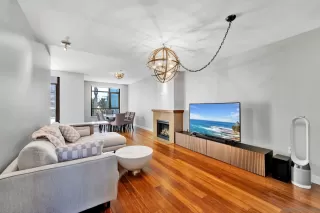 Photo #3: 250038343 Listing