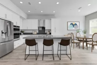 Photo #4: 250038346 Listing