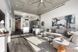 Photo #3: 250038366 Listing