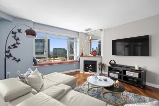 Photo #5: 250038367 Listing