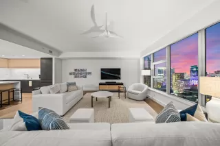 Photo #2: 250038385 Listing