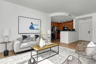 Photo #5: 250038403 Listing