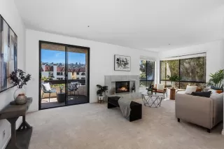 Photo #6: 250038406 Listing