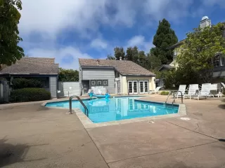 Photo #5: 250038409 Listing 