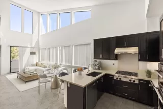 Photo #2: 250038414 Listing