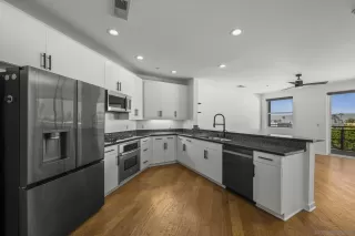 Photo #1: 250038434 Listing