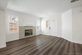 Photo #6: 250038449 Listing