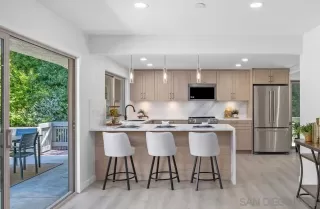 Photo #3: 250038490 Listing