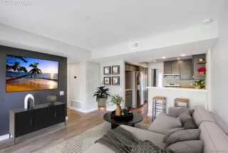 Photo #1: 250038493 Listing