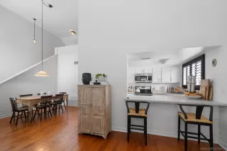 Photo #3: 250038495 Listing 