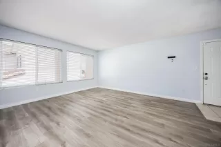 Photo #3: 250038509 Listing 