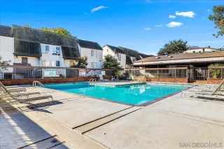 Photo #1: 250038550 Listing