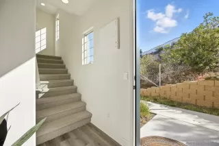 Photo #6: 250038574 Listing